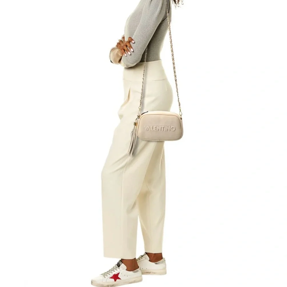 VALENTINO BY MARIO VALENTINO / WOMEN /
BAGS / CROSSBODY,BELLA EMBOSSED LEATHER - Picture 3 of 12